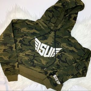 Size Up Apparel Women’s Camo Crop Top Hoodie
